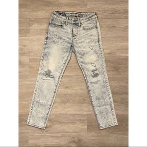 AE men’s skinny acid wash 28x28”